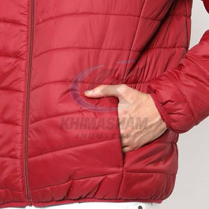 Meilleur prix – Doudoune d'hiver pour homme avec col montant et logo frontal, en tissu polyester de haute qualité, teinture unie – Vente en ligne - Product Image 4