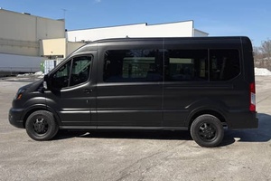 (F&3) Ford Transit 250 AWD Usado 2023 - Product Image 2