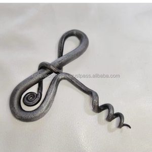 Colgante personalizado hecho a mano, colgante forjado a mano, joyería masculina de Unique Craft India - Product Image 3