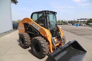 Meilleure offre en 2024 SV280B Skid Steer Loader Type de chargeuse sur pneus avec roulement moteur avant et composants de noyau de pompe - Product Image 6