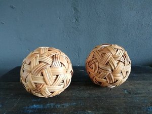 Pelota de ratán/Caneball/ Chinlone Sepak Takraw Sport Kick Ball hecha de madera de ratán tamaño estándar 10cm/20cm - Product Image 6