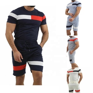 Traje deportivo informal de verano estampado para hombre, entrega rápida, camiseta de manga corta, conjunto de pantalones cortos, forro polar transpirable para uso diario deportivo - Product Image 3