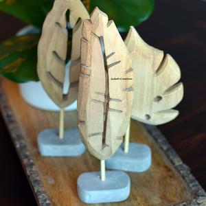 Escultura de hoja de madera de mango macizo tallada a mano con base, novedad de 2025 - Product Image 2