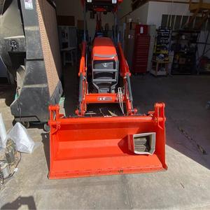 Tractor Kubota de 47 CV L47TLB de Primera Calidad, Entrega Rápida Garantizada, Perfecto para Trabajos Agrícolas, Jardinería y Uso Industrial - Product Image 1