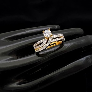 Trendiness Modern Best Quality Gold Finish Anillo elegante para la función y la colección de ropa de boda para fiestas para mujeres y niñas - Product Image 1