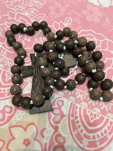 Cruz de Madera de Coco y Acacia Hecha a Mano, Grande, Rústica, Religiosa y Ecológica para Colgar en la Pared, para el Hogar, la Iglesia, Navidad y Otros Eventos Festivos - Product Image 5