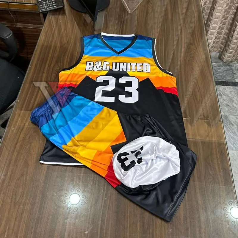 Custom Sublimated Basketball Shorts Trikot Set Hochwertige Ihr eigenes Team Basketball Wende uniformen