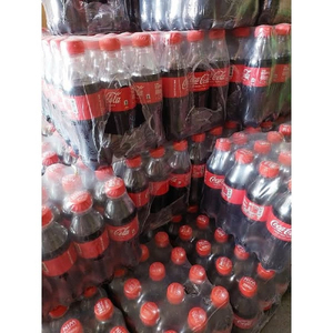 Venta al por mayor de botellas originales de Coca Cola de 1 litro, ideales para operadores de máquinas expendedoras y programas de suministro al por mayor para despensas de oficina. - Product Image 6