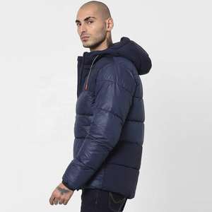 Chaqueta acolchada de invierno personalizada de alta calidad al por mayor para hombre Abrigo acolchado de burbujas chaqueta de nailon negro - Product Image 5