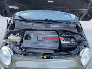 FIAT 2015 500 POP Turbo AWD R18 Sièges en tissu intérieur foncé prêts à être expédiés - Product Image 3