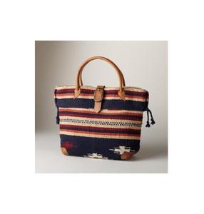 Sac pour femme en laine de qualité supérieure Western Navajo Print Double boucle ardillon Fermeture Design géométrique Vente chaude Fabricant indien Deux - Product Image 1
