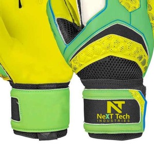 Gants de gardien de but légers de nouveau style à des fins de match et d'entraînement Design et logo personnalisés - Product Image 2