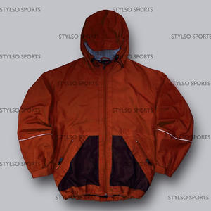 Personalizar estilo y diseño Streetwear poliéster Softshell impermeable deportes al aire libre correr rompevientos chaqueta de lluvia para hombres - Product Image 2
