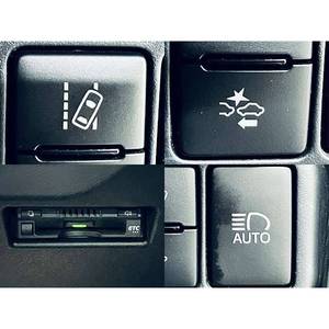Toyota Aqua Hybride 2018, conduite à droite - Product Image 5