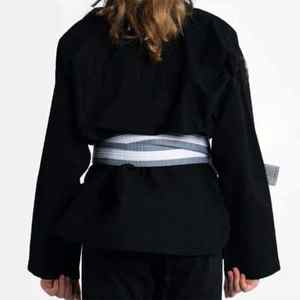Uniformes de Jiu Jitsu Gi confortables et durables de haute qualité pour les enfants pour l'entraînement et les compétitions d'arts martiaux - Product Image 6
