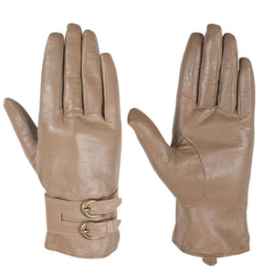 Con muestra de guantes de cuero marrón acolchados para mujeres y hombres Guantes de moda cálidos de invierno con puños de punto de lana y forro interior suave - Product Image 2