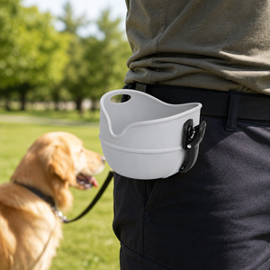 Pochette à friandises pour animaux de compagnie en silicone, sac à collations portable pour l'entraînement avec clip de ceinture, pochette à nourriture pour promenades avec chien - Product Image 2