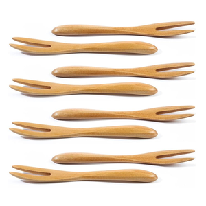 Tenedor de madera para frutas, cucharas reutilizables personalizadas y tenedores de frutas, tenedor de madera elegante hecho a mano superior ecológico - Product Image 6