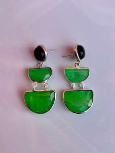 Peridoto de Plata de Ley 925 con ónix negro Pendiente hecho a mano Hermoso pendiente de mujer Pendiente de dos piedras. - Product Image 6