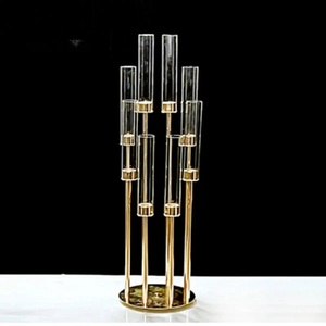 Candelabro de Metal de Diseño Moderno para Decoraciones de Boda y Pascua, Hecho a Mano, Ecológico, Duradero, Disponible en Varios Diseños - Product Image 4