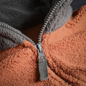 Veste à capuche polaire Streetwear à fermeture éclair personnalisée pour femmes vente en gros de vêtements d'hiver en plein air pour la saison d'automne - Product Image 6