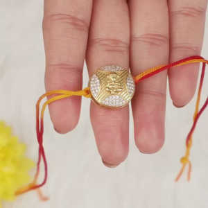 เครื่องประดับไข่มุกพันธบัตรครอบครัวสีทอง Bhaiya Bhabhi rakhis - Product Image 2