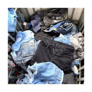 Bale de jeans en denim authentique, variété de marques et de tailles, idéal pour la revente ou le recyclage des tissus, qualité assurée - Product Image 4