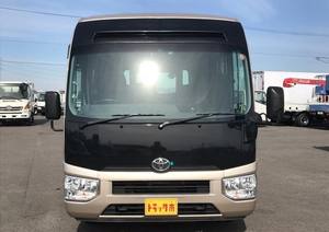 Autobús Toyota Coaster de Techo Alto 2017 Seminuevo de 4.2L y 23 Asientos en Venta - Product Image 2