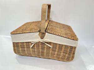 Cesta de pícnic de ratán tejida a mano de diseño tradicional más vendida, versátil y conveniente para picnics al aire libre este verano - Product Image 2