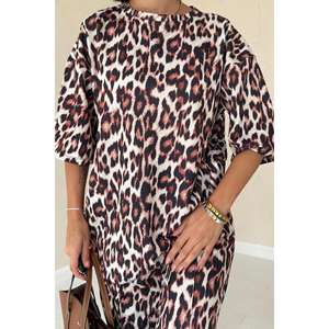 Conjunto de Camiseta y Pantalones Casuales de Crepé con Estampado de Leopardo al por Mayor - Product Image 2