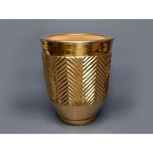 Florero de planta de oro y florero de diseño mejor para la decoración del hogar personalizado hecho a mano mejor decoración interior y diseño hecho a mano - Product Image 2