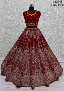 Belle Fleur Brodée Designer Mariée Lehenga Choli Avec Double Dupatta - Product Image 5