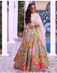 Kadın Salwar Kameez pakistanlı parti en son koleksiyon dünya çapında tedarikçi ve ihracatçı 2023 için Salwar takım elbise giymek