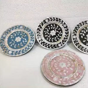 Placas de cargador hechas a mano Majestic Glow, vajilla con incrustaciones de madreperla Premium para ocasiones especiales, decoración de bodas y fiestas - Product Image 1