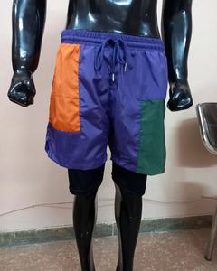 ผ้าไนล่อนสแปนเด็กซ์94% กางเกงขาสั้นผ้ากำมะหยี่ปักโลโก้ได้ตามต้องการพร้อมกระดุมด้านข้าง - Product Image 6