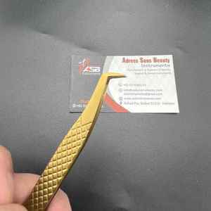Pinces à épiler pour extensions de cils en fibre plaquées or avec logo personnalisé, acier inoxydable japonais, antistatique, pointe diamantée - Product Image 1