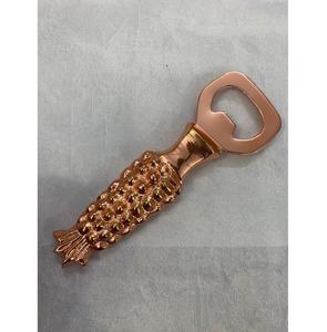 Ouvre-bouteille en forme de cerf en métal de haute qualité en laiton AK fini or et argent pour ornements d'ustensiles de cuisine/accents de bar - Product Image 3