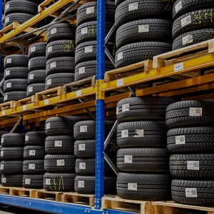 ยางรถบรรทุกมือสองยี่ห้อจีนราคาถูก ขนาด 195/60R15 ยางเรเดียล ยางธรรมชาติ คุณภาพพรีเมียม มีสินค้าในสต็อกสำหรับเปลี่ยน/ซ่อม - Product Image 1