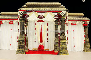 Mandap ทำจากไม้รูปนกยูงที่สง่างามสำหรับงานแต่งงานแบบชาวฮินดูของชาวอินเดียตอนใต้การตั้งค่าการแต่งงานแบบยิ่งใหญ่ของสหราชอาณาจักร - Product Image 4
