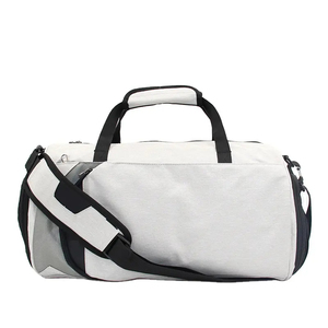 Sac de sport grande capacité avec doublure en nylon, meilleur matériau, logo personnalisé imprimé, fabriqué au Pakistan, service OEM à faible MOQ, prix compétitif, vente chaude - Product Image 1