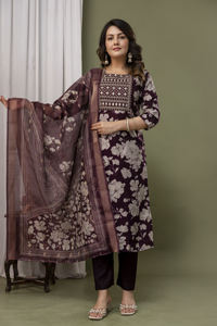 ชุดเสื้อผ้าพื้นเมืองเรยอนสำหรับผู้หญิง, เสื้อผ้าแฟชั่นสไตล์ดั้งเดิมพร้อมชุดเทศกาล Dupatta - Product Image 4