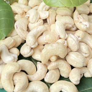 Trusted Factory Wholesale Cashew <b>Nuts</b> Cashew <b>Nuts</b> W320 Cashew <b>Nuts</b> Customized Packing - Product Image 1