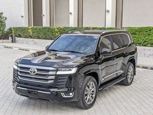 TOYOTA LAND CRUISER GXR 2015 - Product Image 2