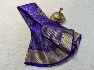 Hermoso Sari brocado de seda con zari tejido por todo el sari - Product Image 2