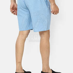 Short de rue élégant pour hommes, léger et polyvalent, à motif solide, taille moyenne pour tous les jours, sports et loisirs - Product Image 3