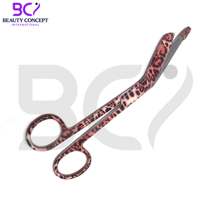 Tijeras de vendaje de la mejor calidad, acero inoxidable de 5,5 ", perfectas para cirugías, tijeras de vendaje quirúrgico - Product Image 4