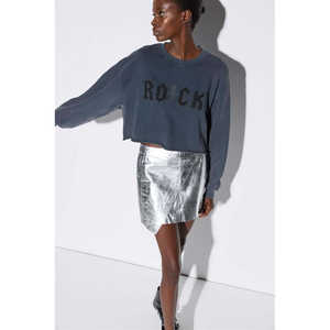 Sudadera Corta de Cuello Redondo 100% Algodón para Uso Diario - Product Image 1