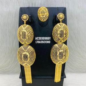 Joyería de moda de diseño en línea Pendientes chapados en oro para mujer/Joyería para mujer - Product Image 1