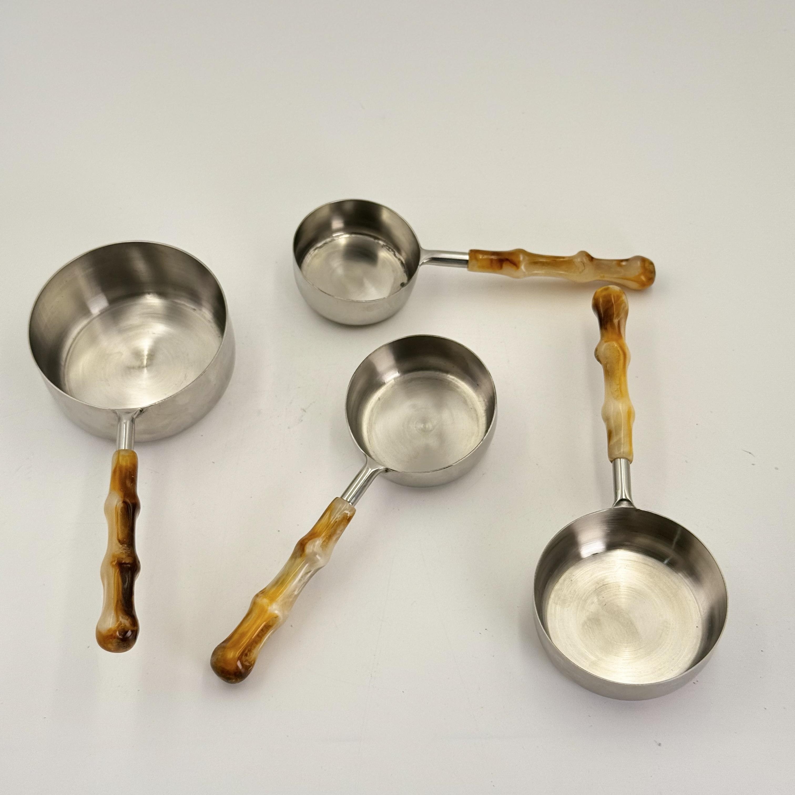 ตามที่แสดง