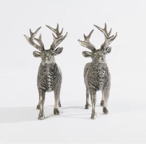 Pièce maîtresse de décoration de Table de renne en métal festif pour le dîner de famille de vacances avec une décoration de Noël élégante - Product Image 1